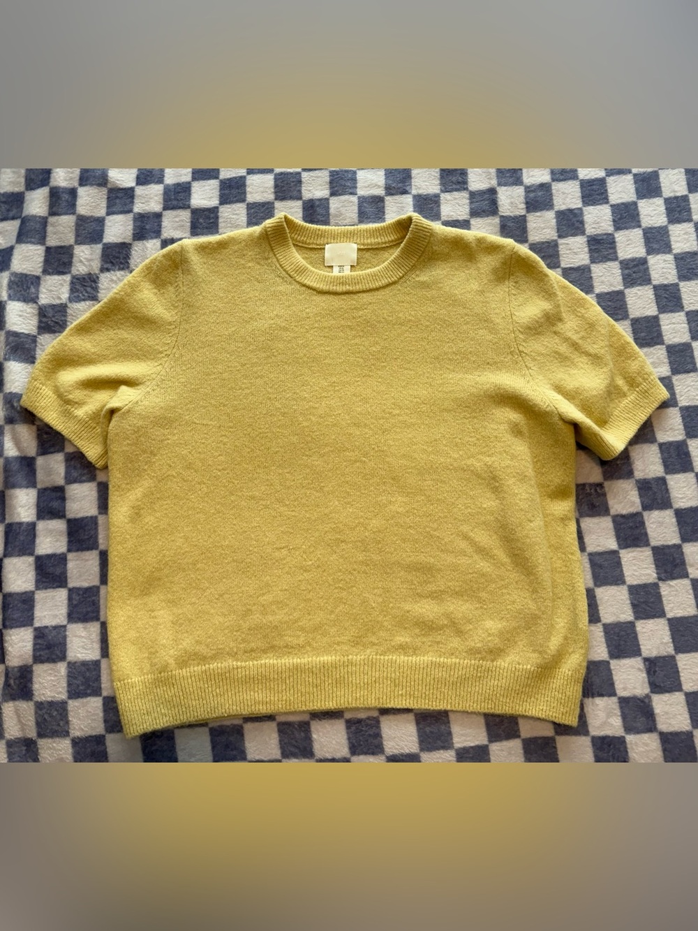 H&M Women’s Short-Sleeve Crewneck Cropped Sweater in Light Yellow